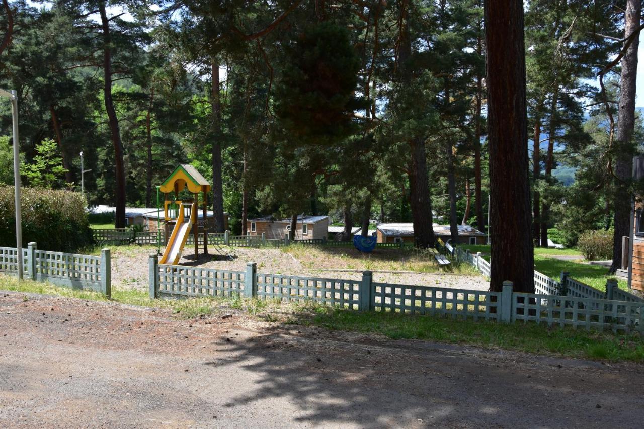 Camping Domaine Du Lac Chambon Мюроль Екстер'єр фото