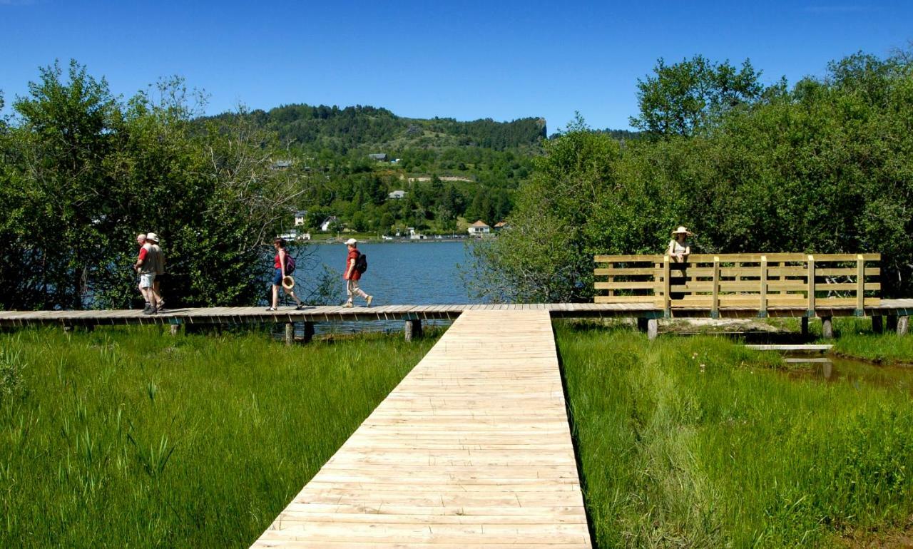 Camping Domaine Du Lac Chambon Мюроль Екстер'єр фото